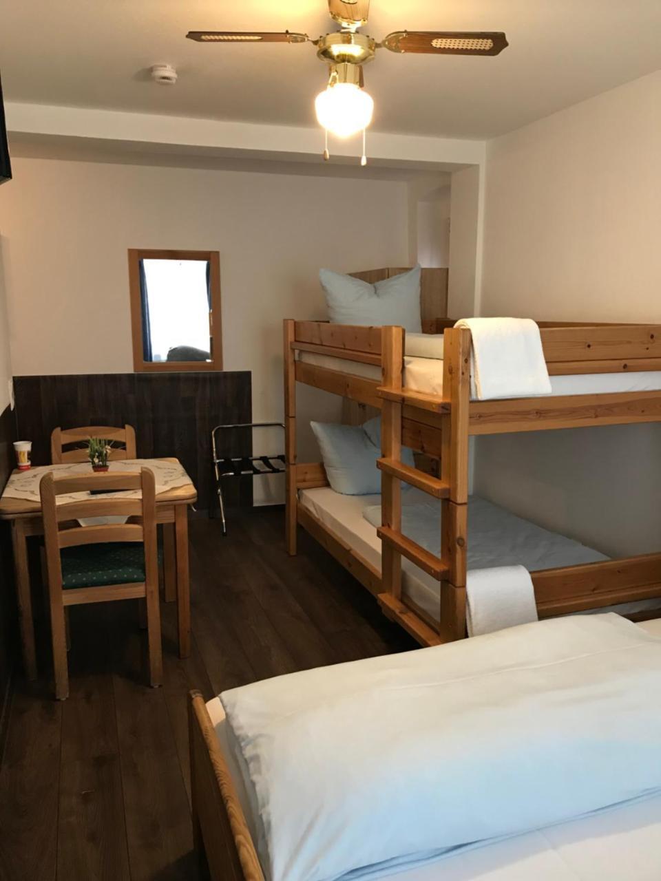 Hotel Guntia Boardinghouse Günzburg Zewnętrze zdjęcie